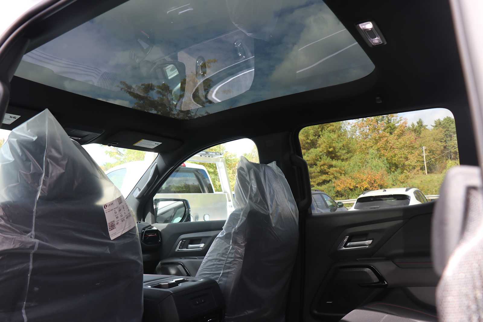 New 2024 Chevrolet Silverado EV - photo 6