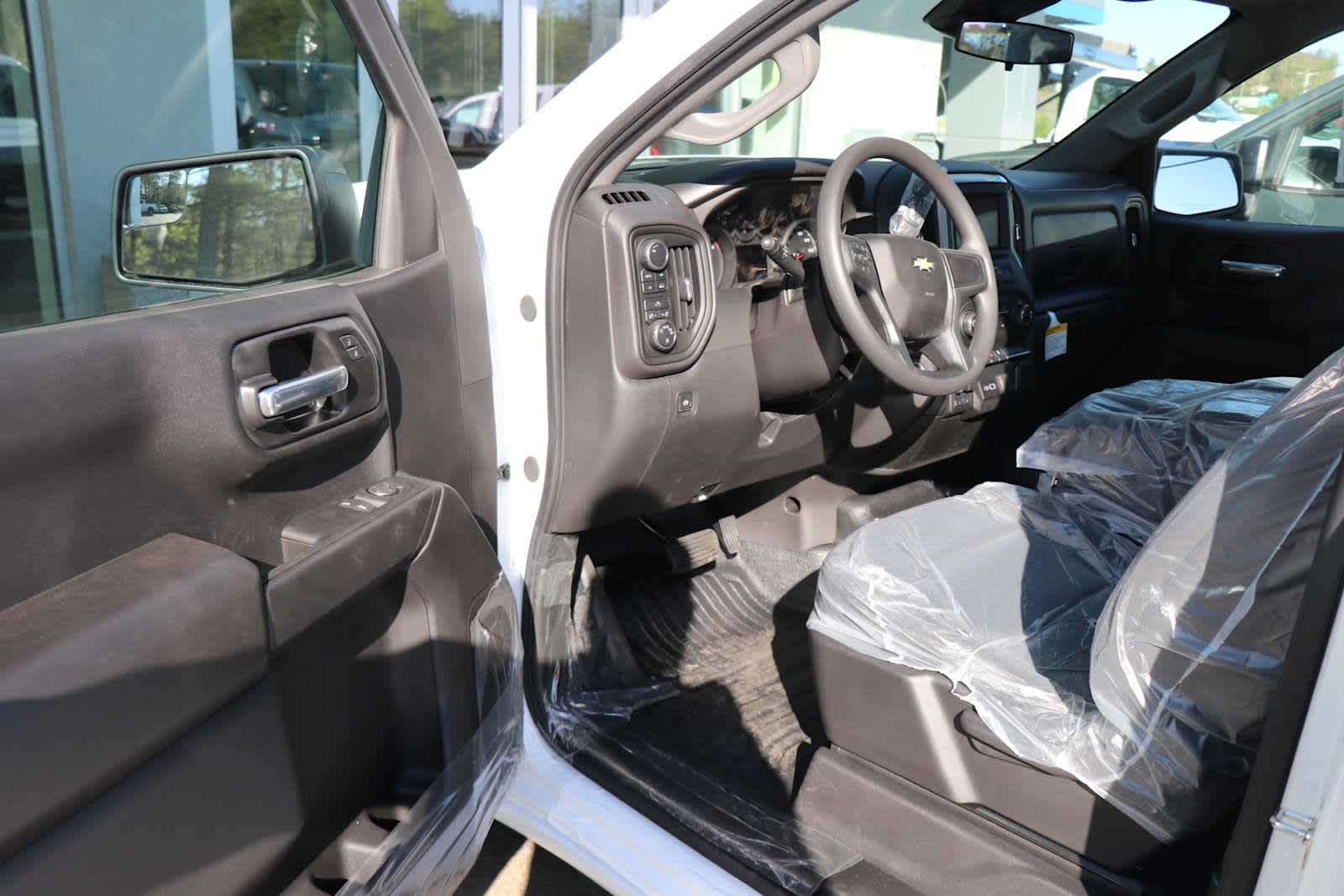 New 2025 Chevrolet Silverado 1500 - photo 7