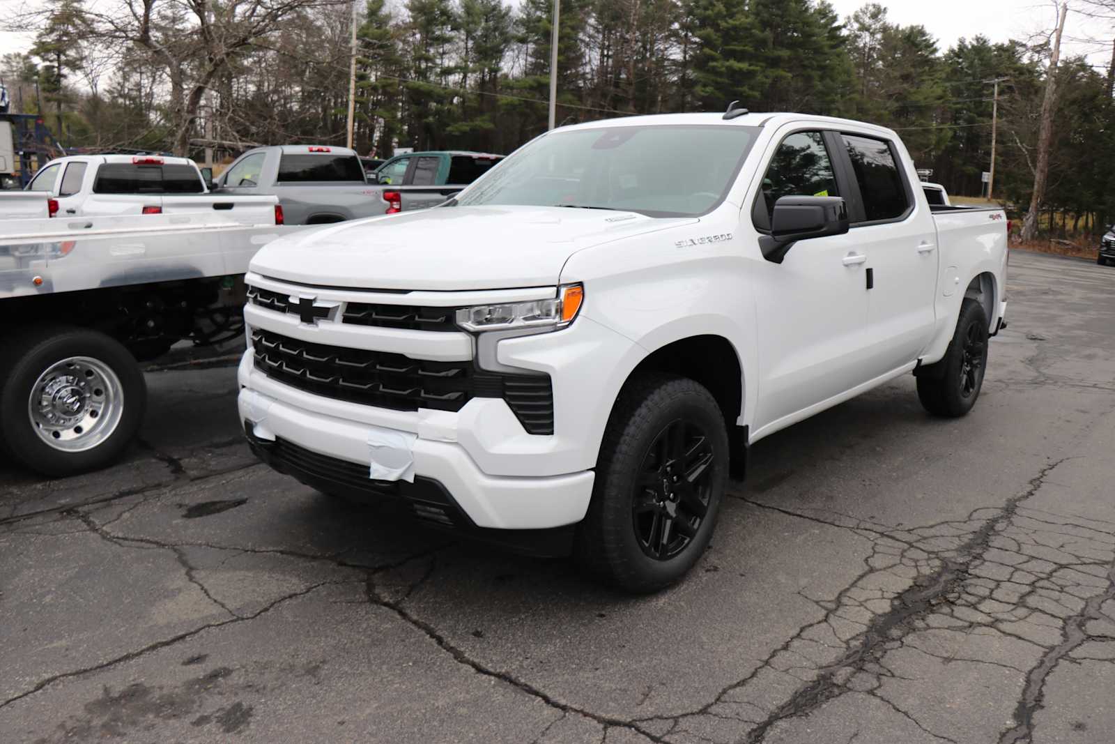 New 2026 Chevrolet Silverado 1500 - photo 1