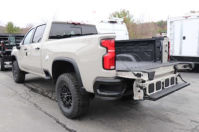 New 2026 Chevrolet Silverado 2500 - photo 2