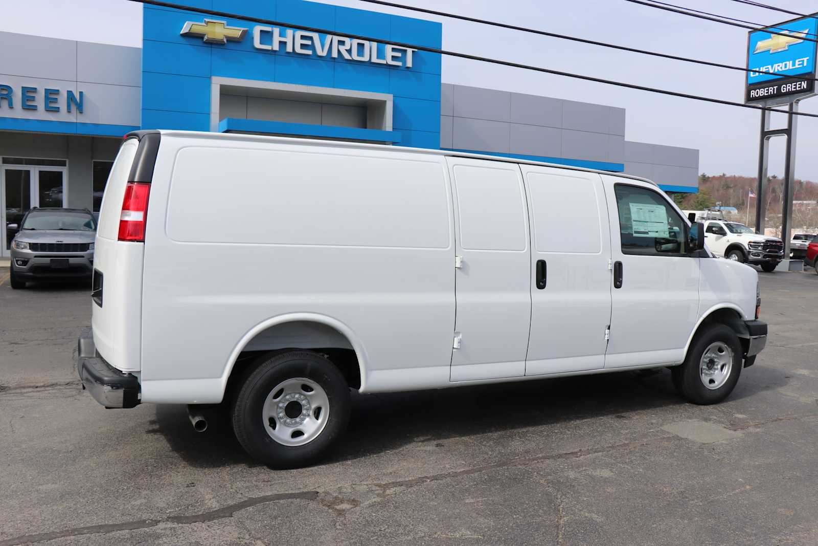 New 2026 Chevrolet Express 2500 - photo 8