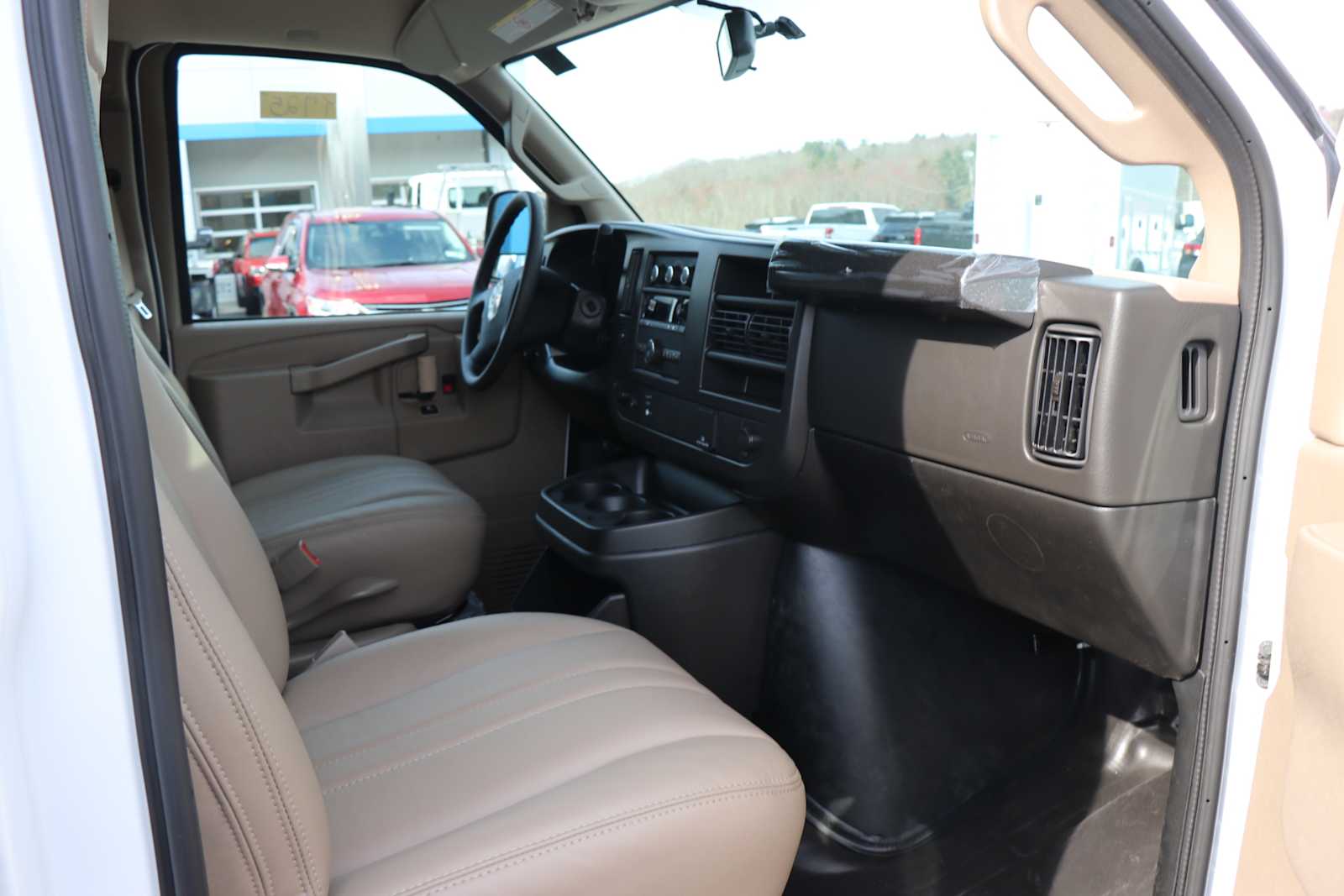 New 2026 Chevrolet Express 2500 - photo 7