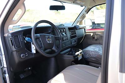 New 2026 Chevrolet Express 4500 - photo 2