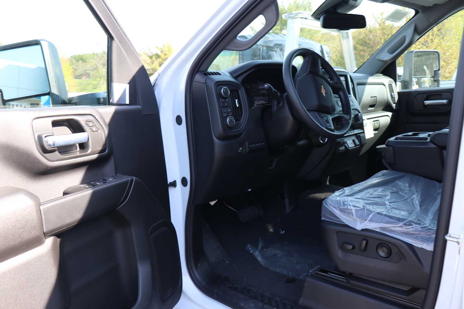 New 2026 Chevrolet Silverado 2500 - photo 5