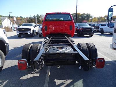 2024 Chevrolet Silverado 5500 Crew Cab DRW 4WD, Cab Chassis for sale #24390H - photo 2