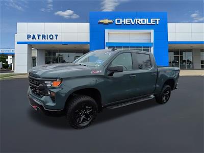 Used 2025 Chevrolet Silverado 1500 - photo 1