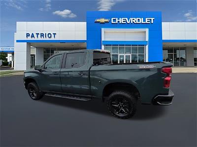 Used 2025 Chevrolet Silverado 1500 - photo 1