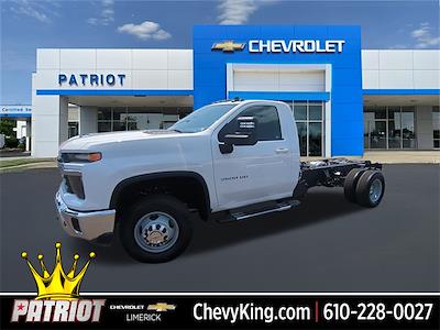 2025 Chevrolet Silverado 3500 Regular Cab 4x4 Cab Chassis for sale #L3670 - photo 1