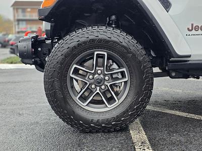 2025 Jeep Gladiator Crew Cab 4x4 Pickup for sale #FD3002A - photo 2