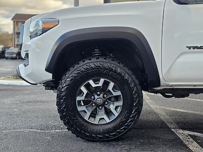 2022 Toyota Tacoma Double Cab 4x4 Pickup for sale #FD3045A - photo 2