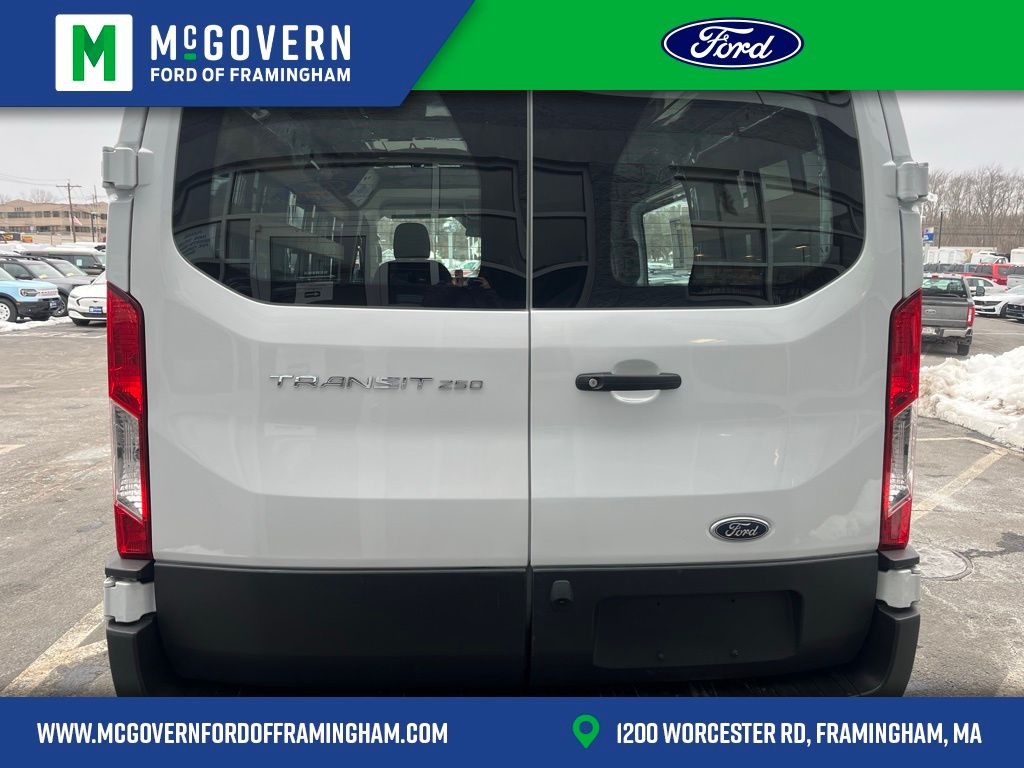 Used 2023 Ford Transit 250 - photo 8