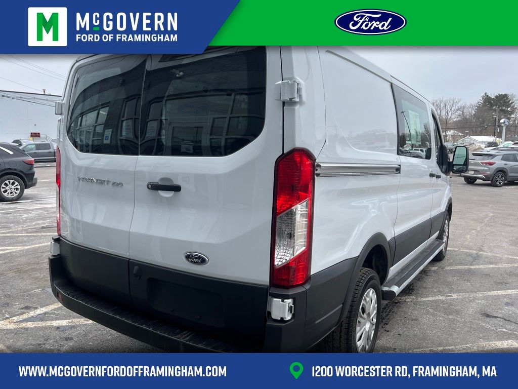 Used 2023 Ford Transit 250 - photo 10