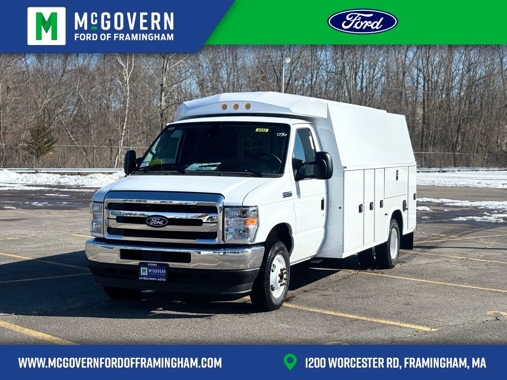 New 2026 Ford E-350 - photo 1