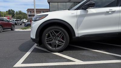 2027 Ford Explorer 4x4 SUV for sale #FM11083 - photo 2