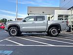 2024 Nissan Frontier Crew Cab 4x4 Pickup for sale #FM8966A - photo 3