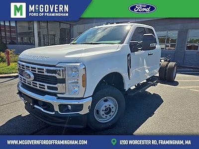 New 2025 Ford F-350 Super Cab 4x4 Cab Chassis for sale #FM9334 - photo 1