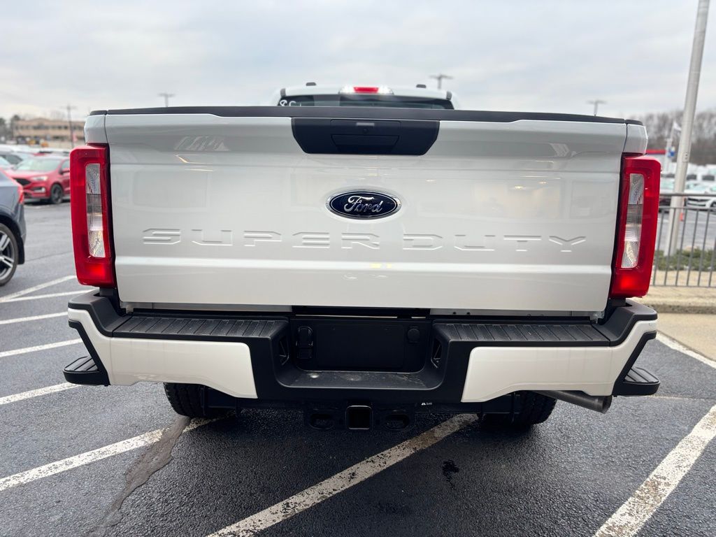 New 2026 Ford F-250 - photo 16