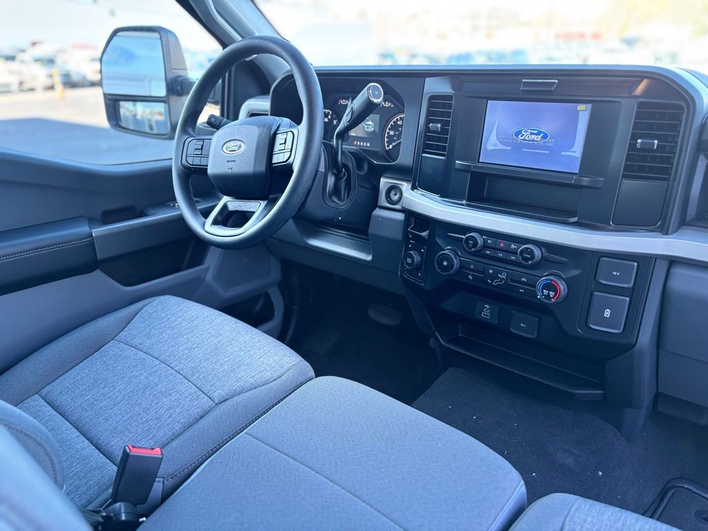 New 2026 Ford F-250 - photo 21