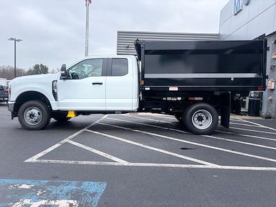 New 2026 Ford F-350 Super Cab Landscape Dump for sale #FM9553 - photo 2