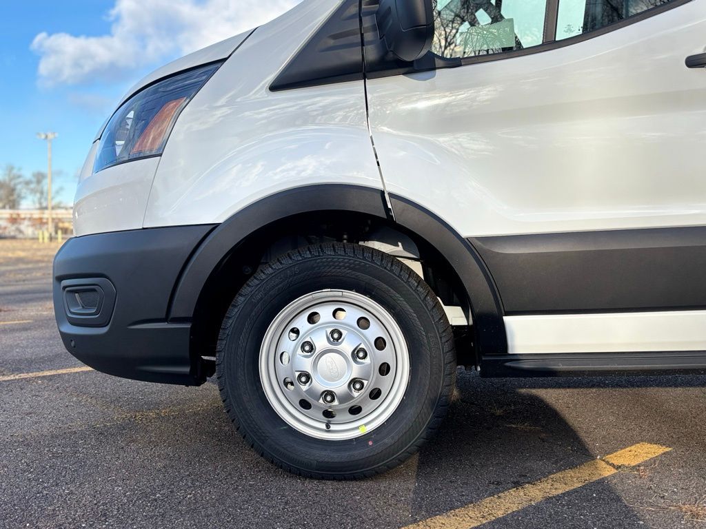 New 2026 Ford Transit 250 - photo 12