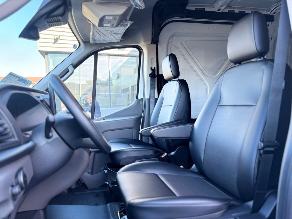 New 2026 Ford Transit 250 - photo 23