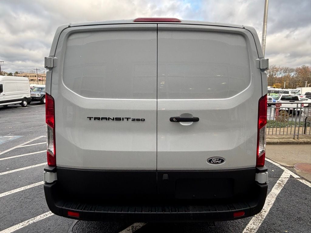 New 2026 Ford Transit 250 - photo 15