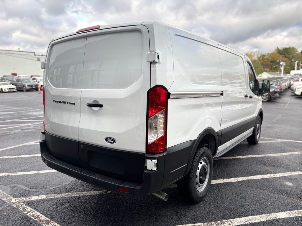 New 2026 Ford Transit 250 - photo 17