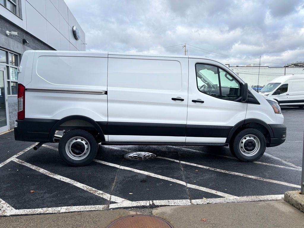 New 2026 Ford Transit 250 - photo 18