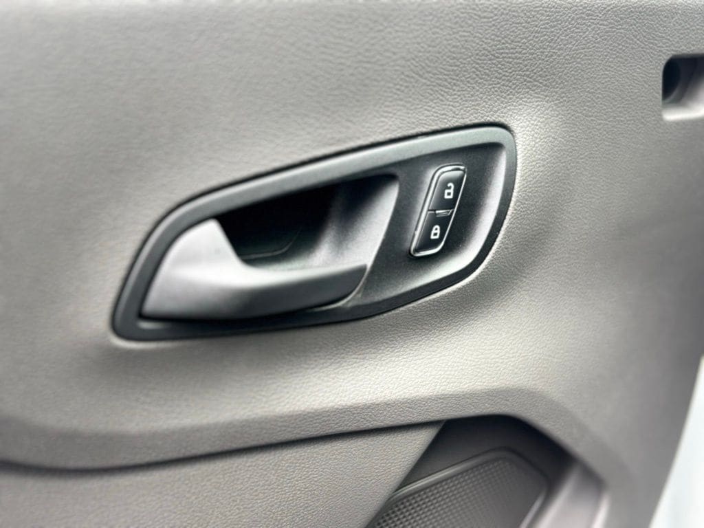 New 2026 Ford Transit 250 - photo 32