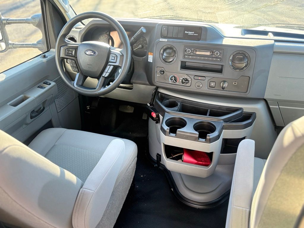 New 2024 Ford E-450 - photo 15