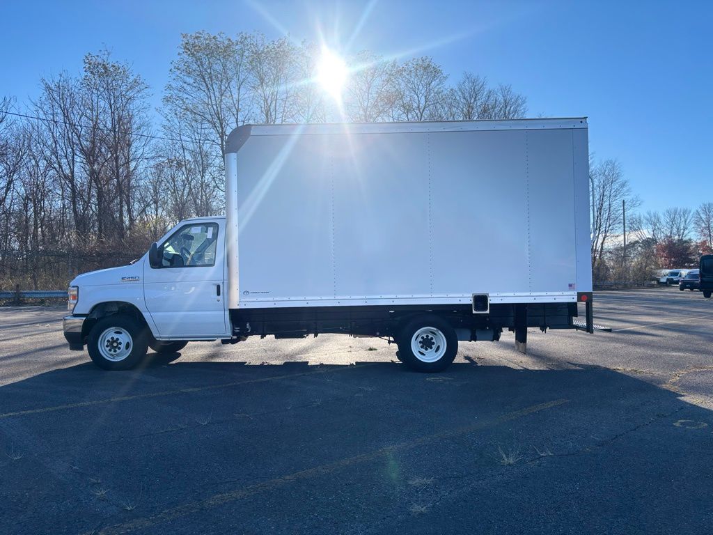 New 2024 Ford E-450 Box Van - photo 2