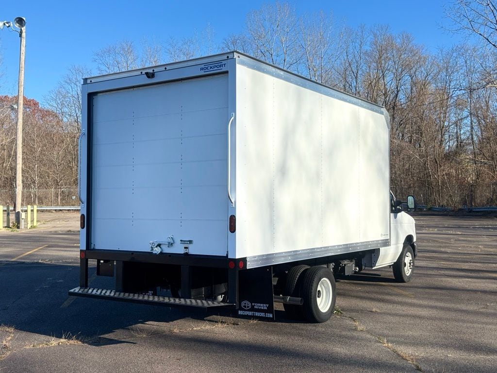 New 2024 Ford E-450 - photo 9