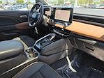 2024 GMC Canyon Crew Cab 4WD Pickup for sale #1262977 - photo 9