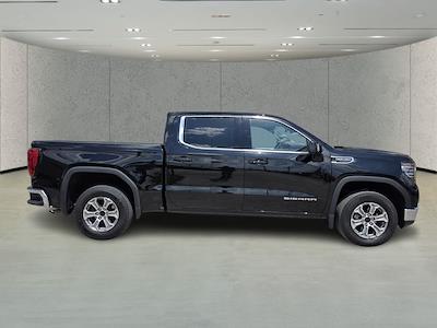 Used 2024 GMC Sierra 1500 - photo 1