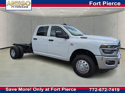 New 2025 Ram 3500 Tradesman Crew Cab 4x4 60 CA Cab Chassis for sale #G521979 - photo 1
