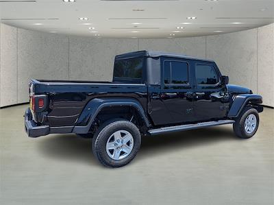 2022 Jeep Gladiator Crew Cab 4x4 Pickup for sale #L112711 - photo 2
