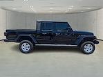 2022 Jeep Gladiator Crew Cab 4x4 Pickup for sale #L112711 - photo 3