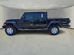 2022 Jeep Gladiator Crew Cab 4x4 Pickup for sale #L112711 - photo 6