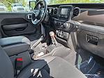 2020 Jeep Gladiator Crew Cab 4x4 Pickup for sale #L127900 - photo 10