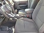 2020 Jeep Gladiator Crew Cab 4x4 Pickup for sale #L127900 - photo 19