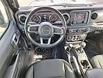 2020 Jeep Gladiator Crew Cab 4x4 Pickup for sale #L127900 - photo 23