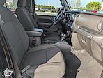 2023 Jeep Gladiator Crew Cab 4WD Pickup for sale #L506770 - photo 10