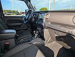 2023 Jeep Gladiator Crew Cab 4WD Pickup for sale #L506770 - photo 9