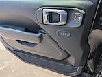 2023 Jeep Gladiator Crew Cab 4x4 Pickup for sale #L516200 - photo 26
