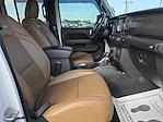 2020 Jeep Gladiator Crew Cab 4WD Pickup for sale #L540449A - photo 10