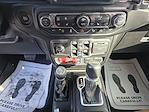2020 Jeep Gladiator Crew Cab 4WD Pickup for sale #L540449A - photo 24