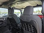 2021 Jeep Gladiator Crew Cab 4x4 Pickup for sale #L596941 - photo 12
