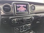 2021 Jeep Gladiator Crew Cab 4x4 Pickup for sale #L605372 - photo 29