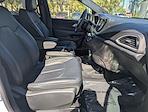 Used 2025 Chrysler Pacifica Select Minivan for sale #R527875 - photo 10