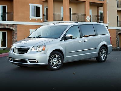 Used 2014 Chrysler Town and Country - photo 1